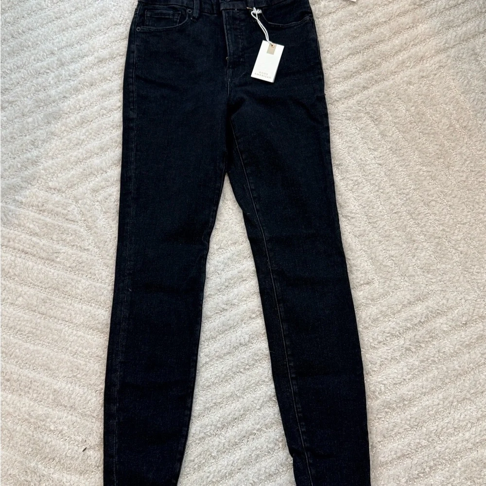 NWT - Good American Women’s Black High-rise Jeggings - Size 4 - Picture 2 of 8